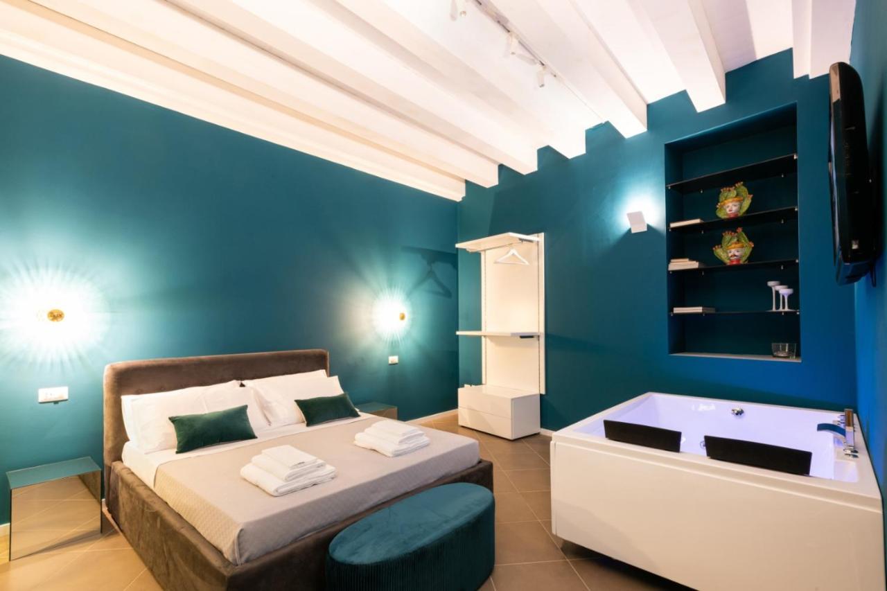Carlo Suite Apartments Con Vasca Idromassaggio Παλέρμο Εξωτερικό φωτογραφία
